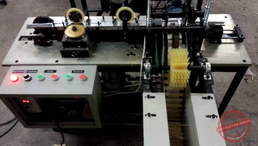 Ice-Cream-Spoon-Chamfering-Machine