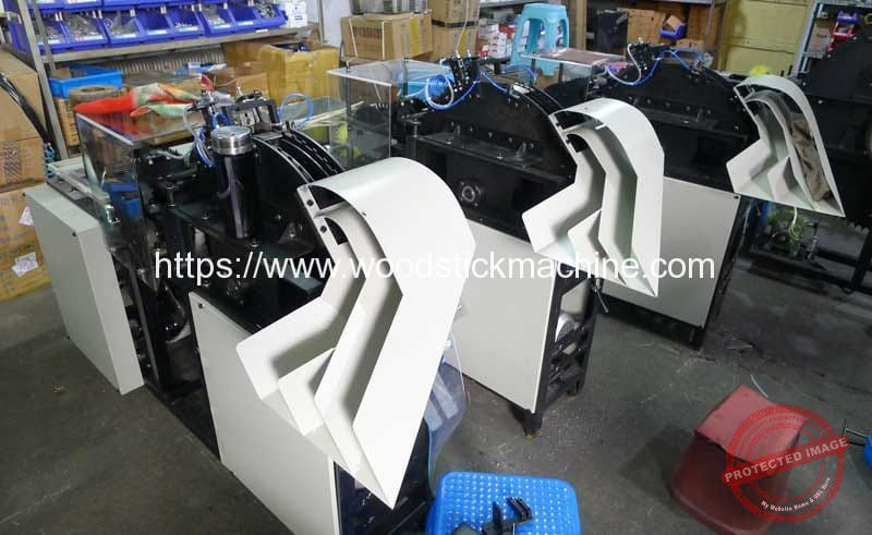 Ice-Cream-Spoon-Selecting-Machine